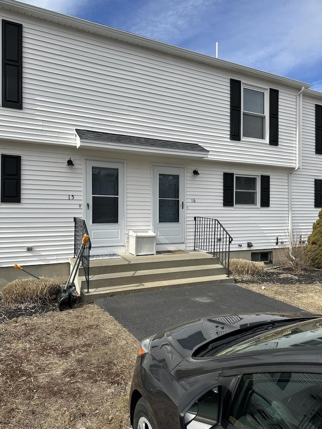 Listing photo 2 for 110 Granite St Unit 16, Biddeford ME 04005