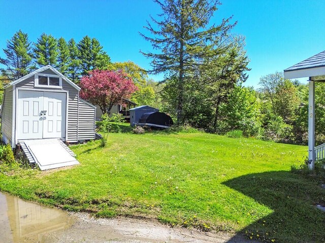 12 Town Line Rd, Belgrade, ME 04917 - view of green lawn
