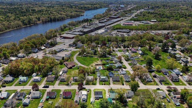 18 Military Ave, Fairfield, ME 04937 - photo 28