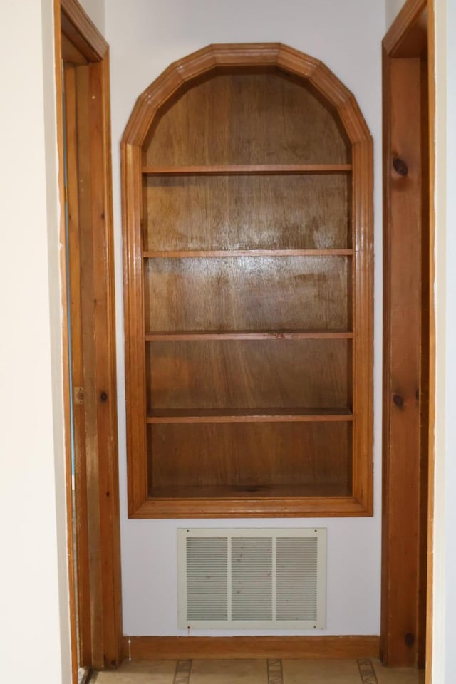 room details featuring visible vents