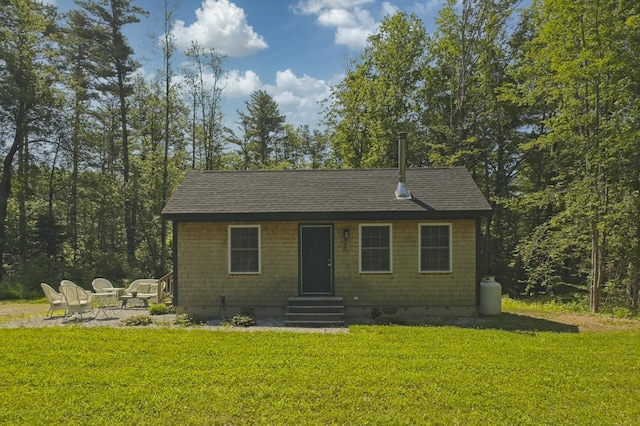 4 Boulder Cove Way, Bremen, ME 04551 - view of front of property featuring entry steps, crawl space, a front lawn, and roof with shingles