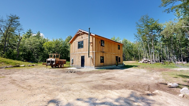 view of property exterior