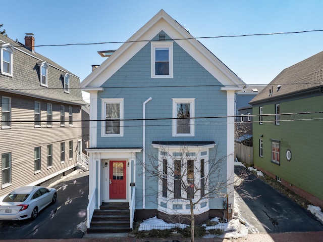 view of front of home with entry steps