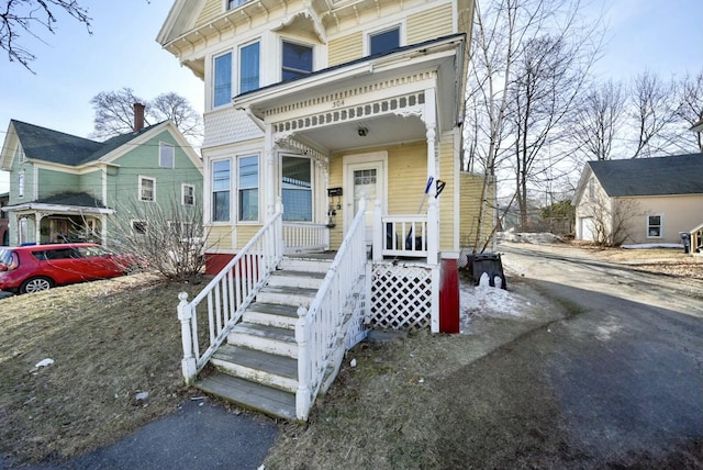 view of front of house