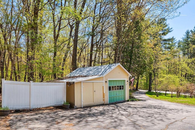 101 Whites Bridge Rd, Windham, ME 04062 - detached garage with fence and driveway