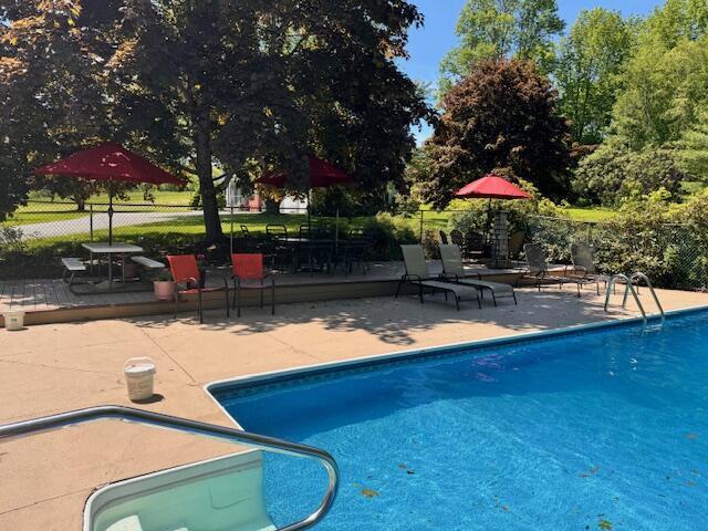 195 Palmer Rd, Skowhegan, ME 04976 - photo 7