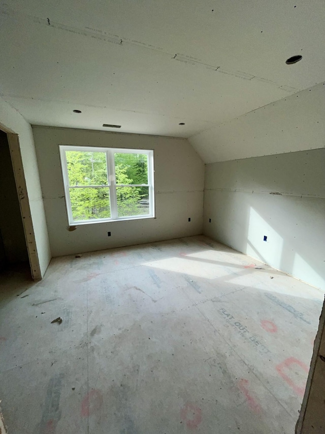 43 Heritage Dr, Berwick, ME 03901 - bonus room with vaulted ceiling