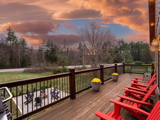 view of deck at dusk