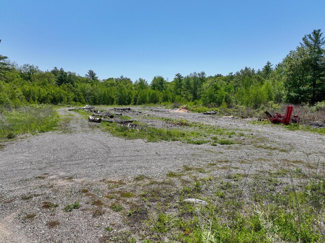 959 Elm St, Newport, ME 04953
