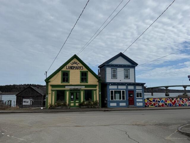 6 School St, Lubec, ME 04652 - view of front of house