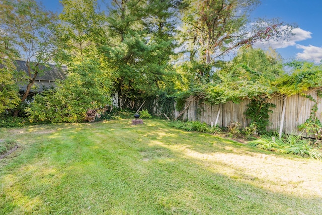493 Main St, Eliot, ME 03903 - view of yard