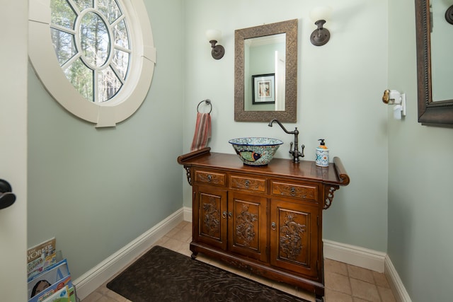 8 Spruce Point Rd, Kittery, ME 03904 - interior space with baseboards and light tile patterned floors