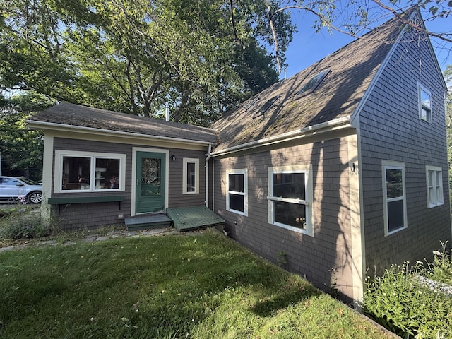 3454 Friendship Rd, Waldoboro, ME 04572 - colonial inspired home with a front lawn and roof with shingles