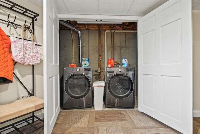 laundry room featuring independent washer and dryer