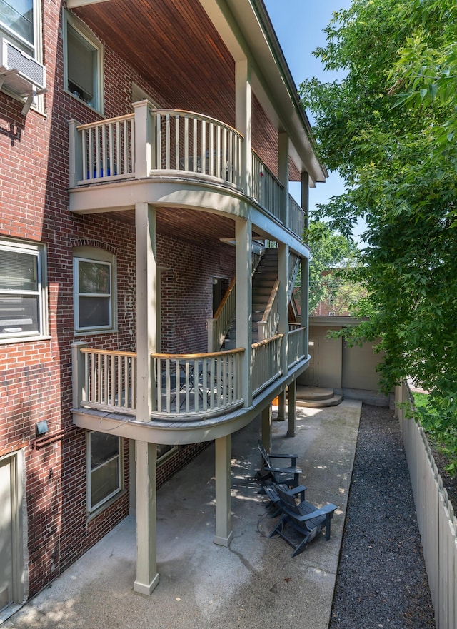 68 Pleasant St, Portland, ME 04101 - exterior space with a balcony