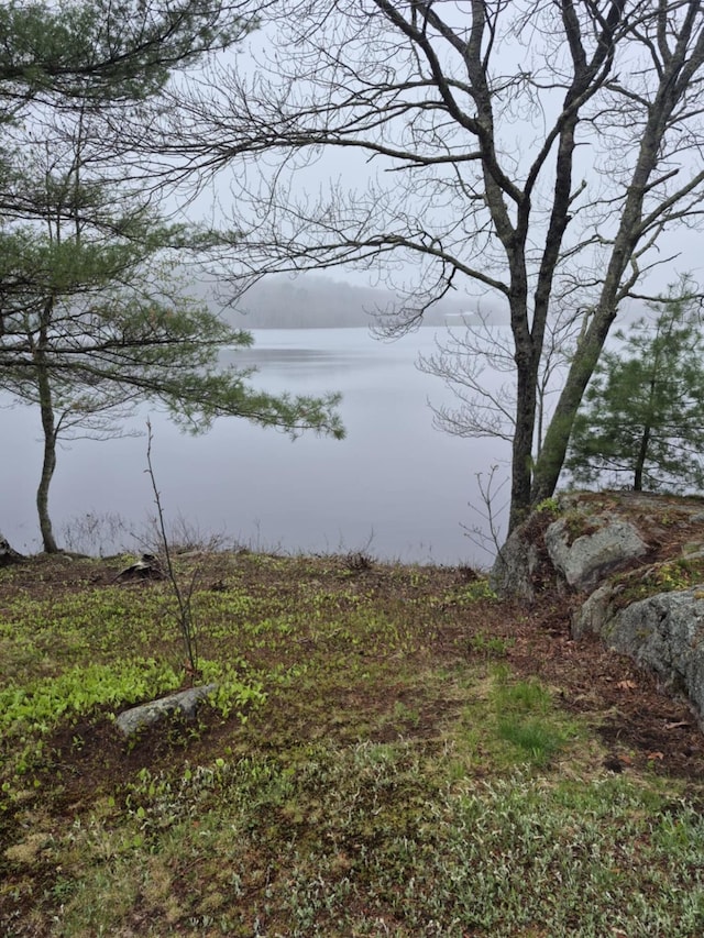 186 Hawes Ln, Union, ME 04862 - view of yard with a water view