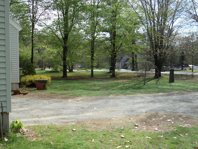 365 Country Club 3rd Rd, Sanford, ME 04073 - view of grassy yard