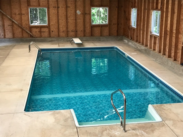 450 W Rd, Waterboro, ME 04087 - indoor pool featuring a diving board
