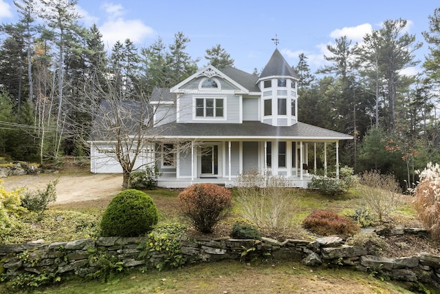 39 Catlin Shore Rd, Harpswell, ME 04079 - victorian home featuring a porch and roof with shingles