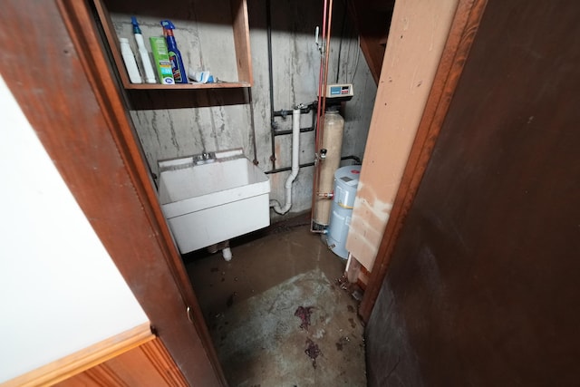 48 Customs Loop, Houlton, ME 04730 - utilities with a sink