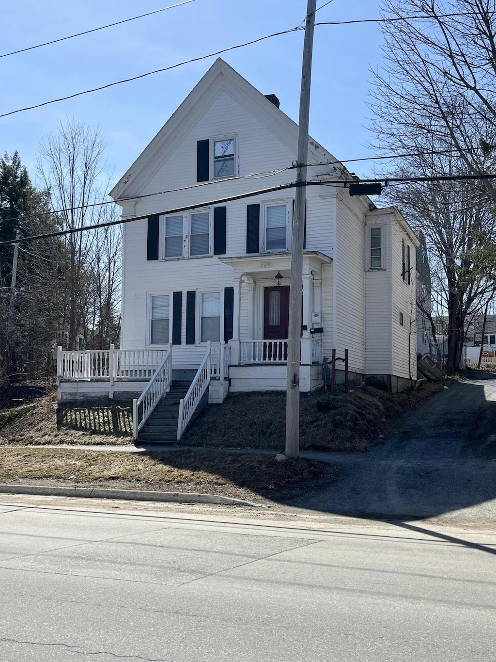 122 Ohio St, Bangor, ME 04401 - view of front of property featuring covered porch