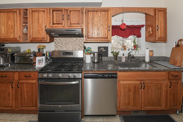 8 Cottage St, Bridgton, ME 04009 - photo 13