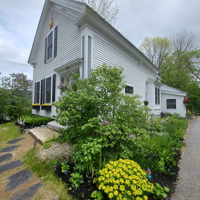 8 Cottage St, Bridgton, ME 04009 - photo 2