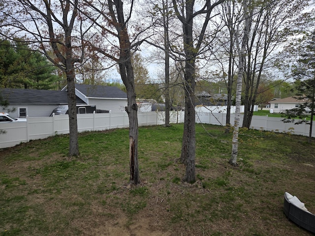 134 Minuteman Dr, Millinocket, ME 04462 - view of yard