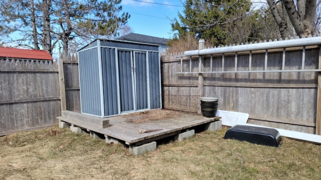 5 Johnson St, Eastport, ME 04631 - view of shed with a fenced backyard