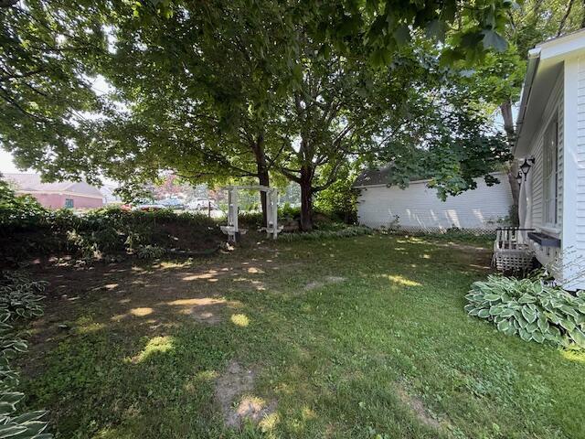 14 Central St, Winthrop, ME 04364 - photo 4