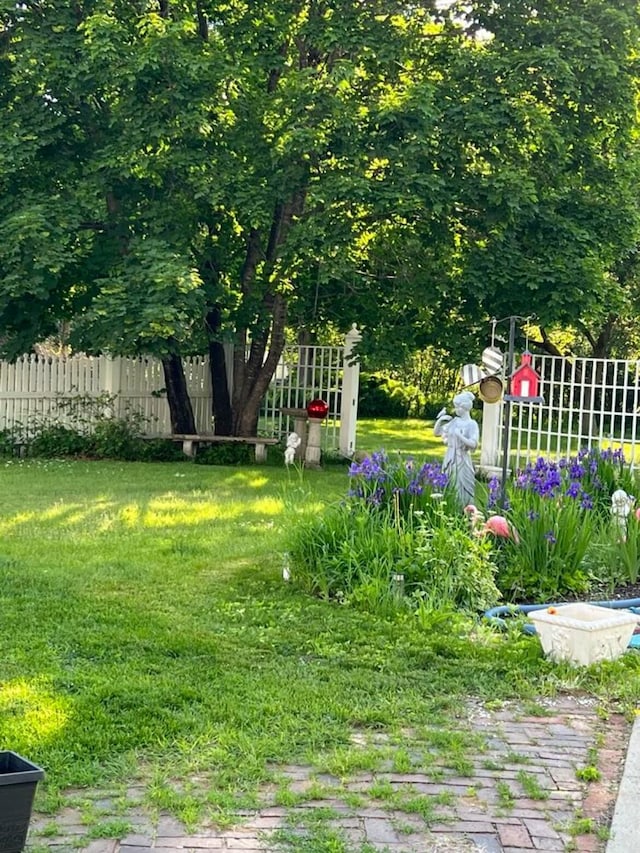 23 Park St, West Paris, ME 04289 - view of yard with fence