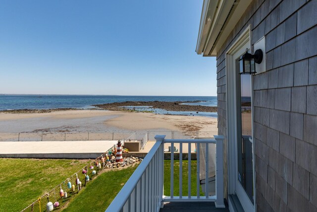 22 Gold Ribbon Dr, Wells, ME 04090 - balcony with a view of the beach and a water view