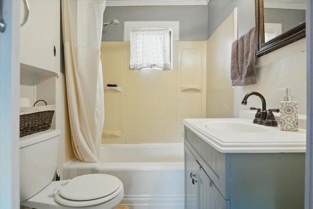 bathroom with shower / bath combo with shower curtain, vanity, and toilet