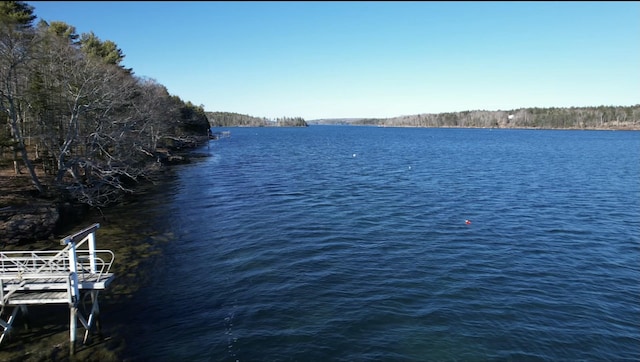 41 Bens Landing Rd, Boothbay, ME 04537