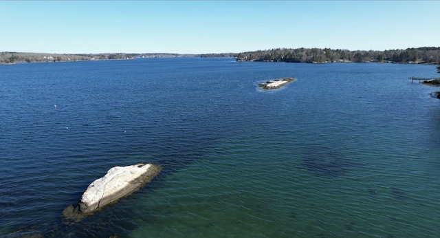 41 Bens Landing Rd, Boothbay, ME 04537
