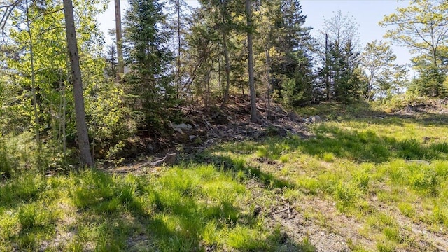 41 Bens Landing Rd, Boothbay, ME 04537
