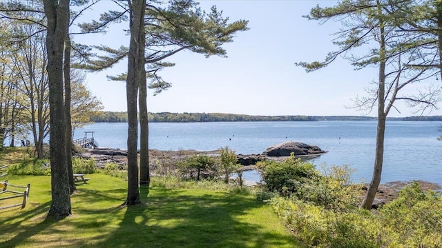 41 Bens Landing Rd, Boothbay, ME 04537