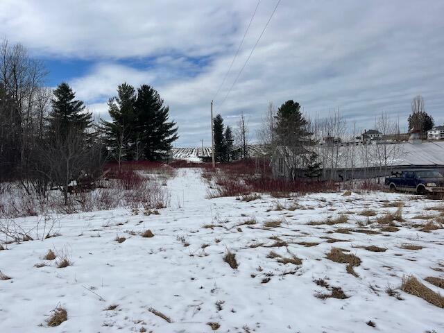 12A Golf Course Rd, Madawaska, ME 04773