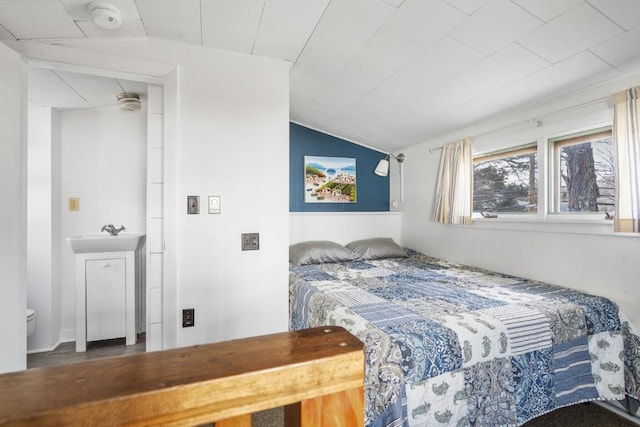 9 School St, Boothbay Harbor, ME 04538 - bedroom featuring a sink and lofted ceiling