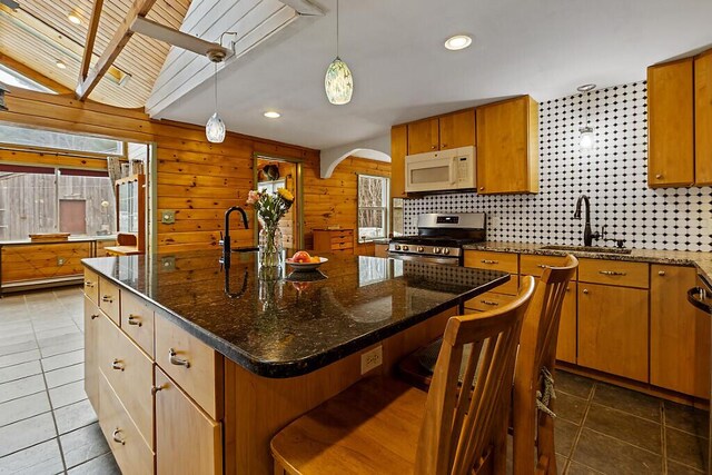751 Holley Rd, Farmington, ME 04938 - photo 4