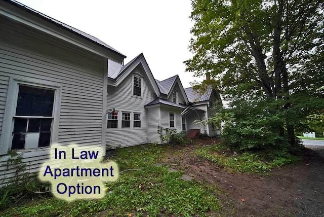84 Military St, Houlton, ME 04730 - view of home's exterior