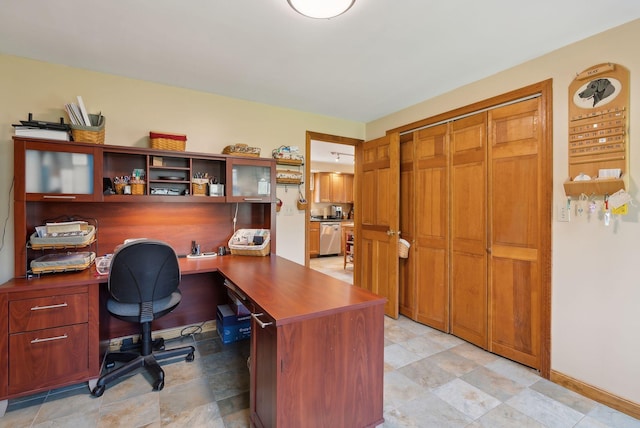14 Stonebrook Rd, Windham, ME 04062 - office space featuring baseboards