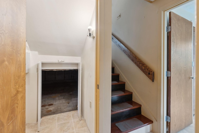 12 Bufflehead Cove Ln, Kennebunk, ME 04043 - view of stairs