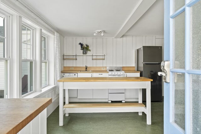 9 School St, Boothbay Harbor, ME 04538 - photo 34