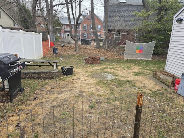 335 Water St, Hallowell, ME 04347 - view of yard with fence and a residential view