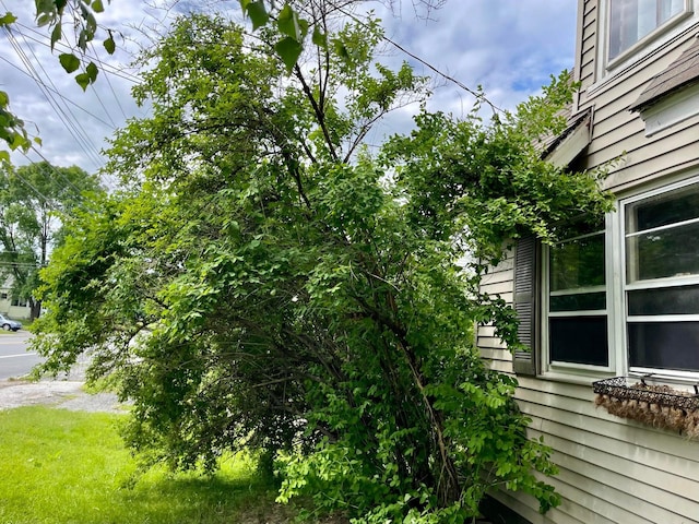 642 Main St, Old Town, ME 04468 - view of property exterior
