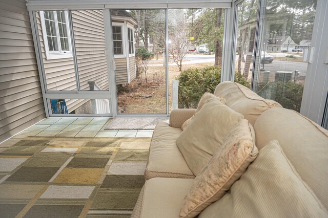 21 Oakmont Dr Unit 21, Old Orchard Beach, ME 04064 - view of sunroom / solarium
