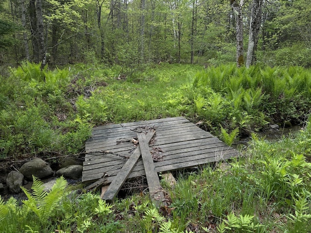 696 Lebanon Rd, Winterport, ME 04496