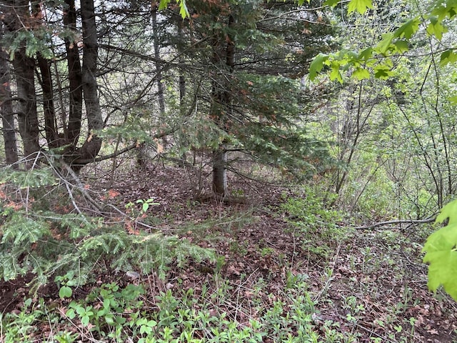 696 Lebanon Rd, Winterport, ME 04496