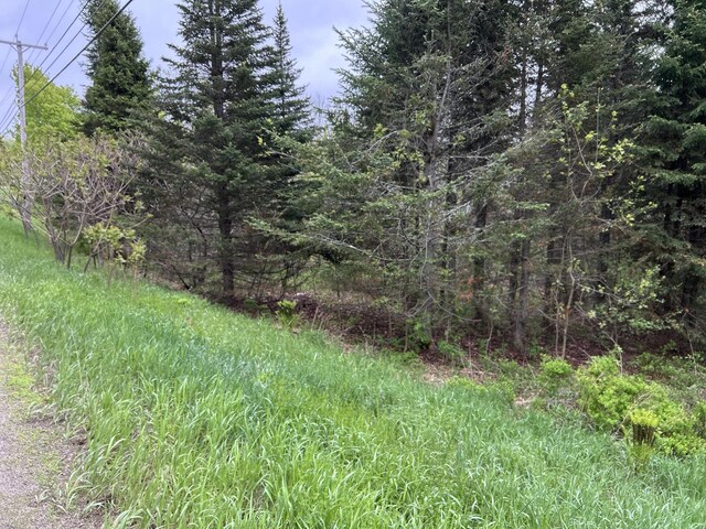 696 Lebanon Rd, Winterport, ME 04496